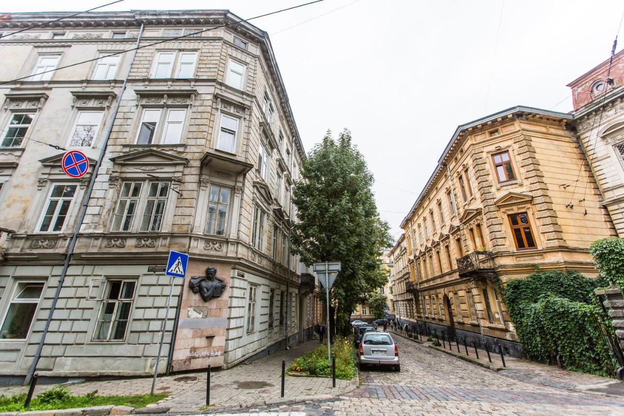Apartment In The City Centre Lviv Exterior photo
